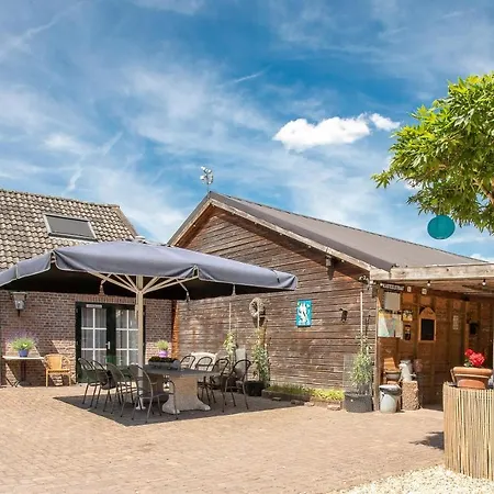 Woonboerderij Peters Отель типа 